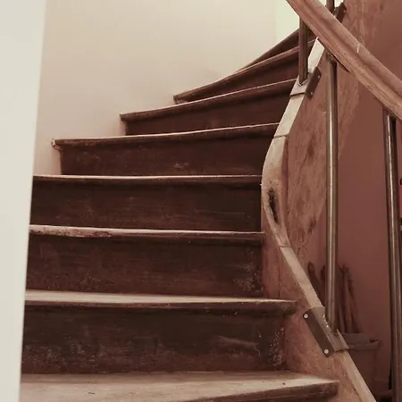 Madame Bergamote Lägenhet Nancy